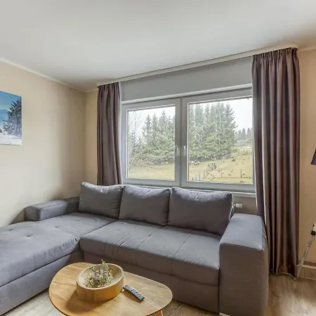 Simplistic Holiday In With Ski-nearby דירה