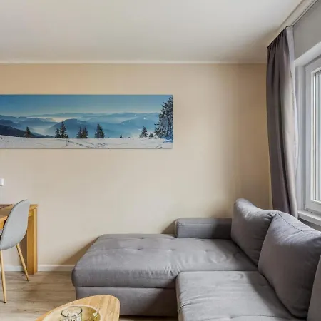 Simplistic Holiday In With Ski-nearby דירה *